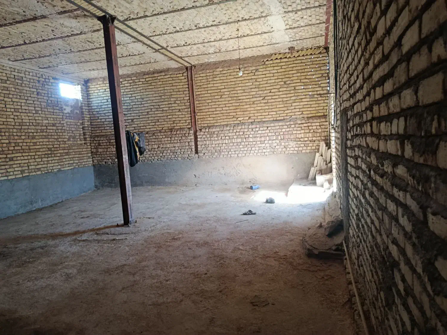 رهن خانه و گاوداری|اجارهٔ خانه و ویلا|تاکستان, |دیوار