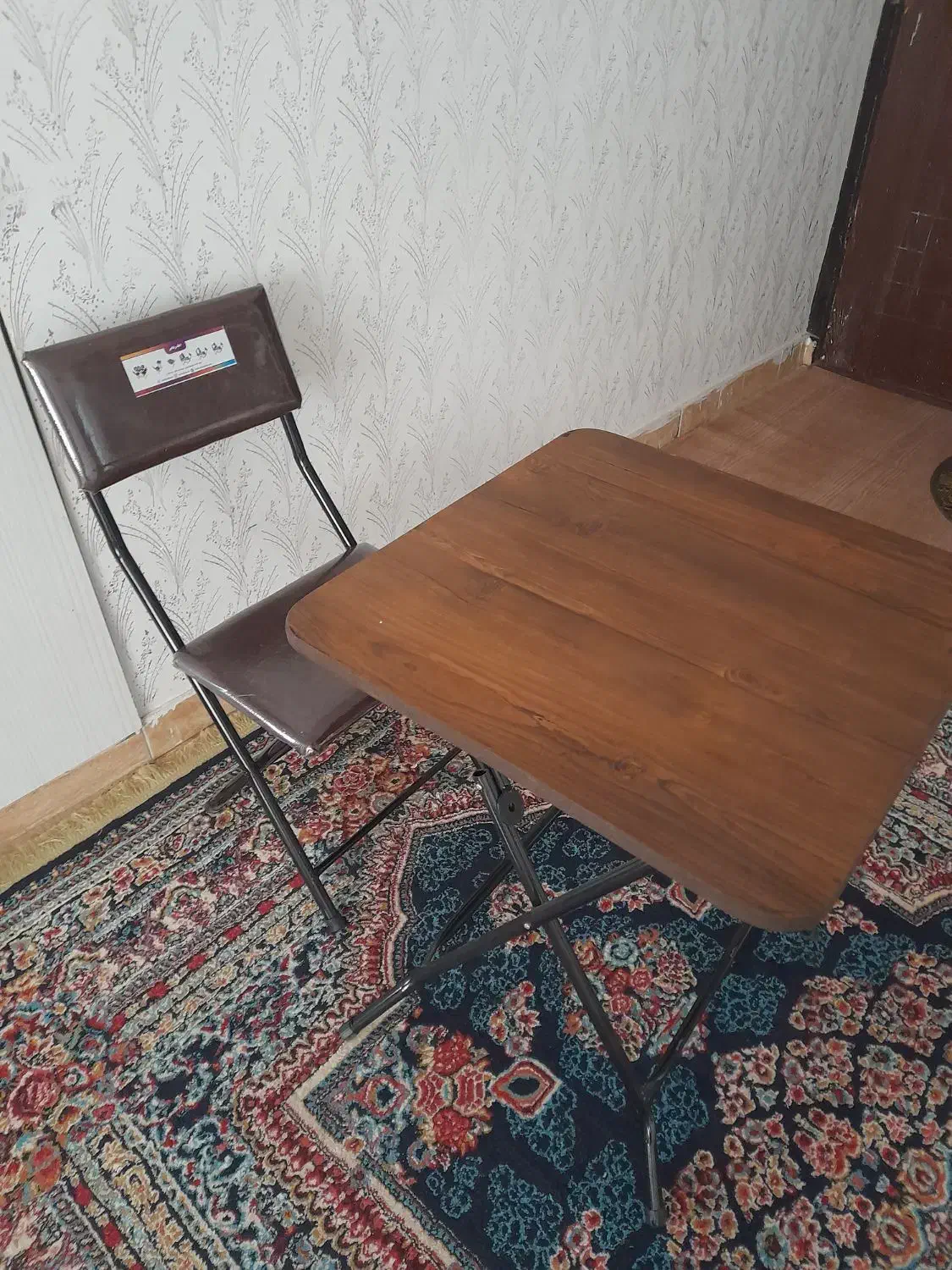 میز تحریر تاشو سالم و نو|میز تحریر و کامپیوتر|محمدیه-قزوین, |دیوار