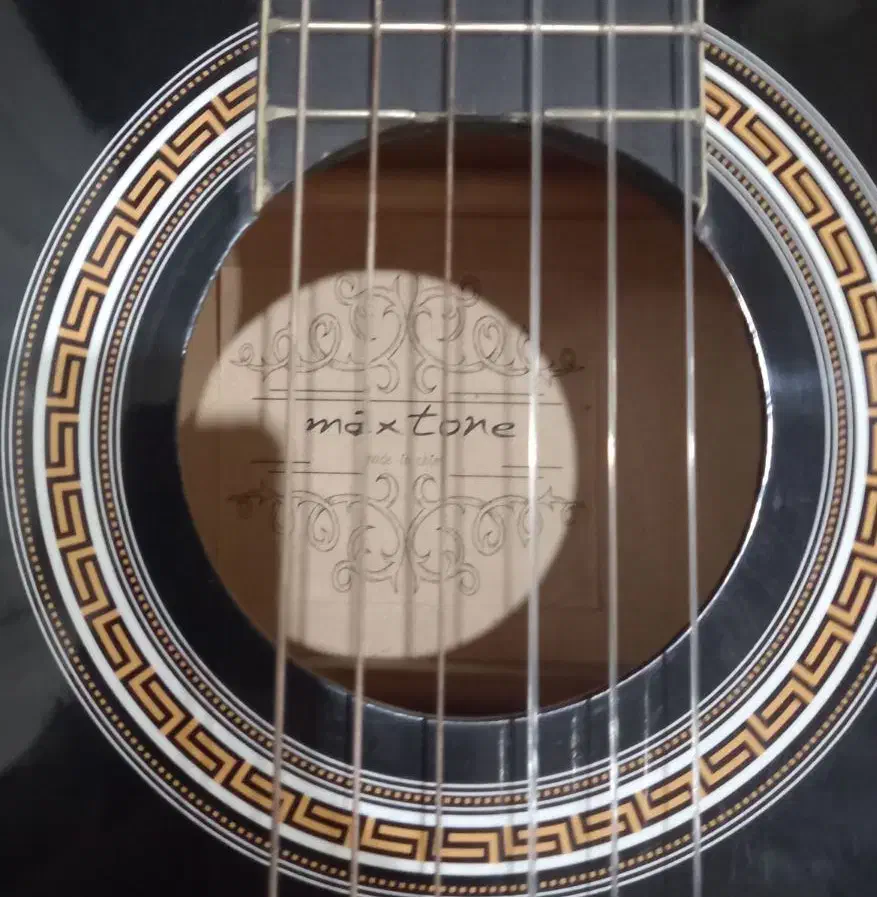 گیتار maxtone|گیتار، بیس، امپلیفایر|گلبهار, شهر جدید گلبهار|دیوار