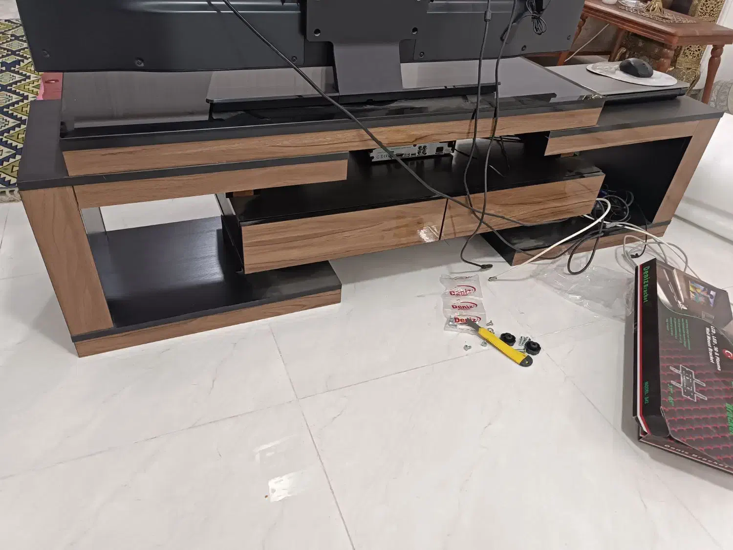 میزتلویزیون|میز تلویزیون|قم, شهرک سازمان آب|دیوار