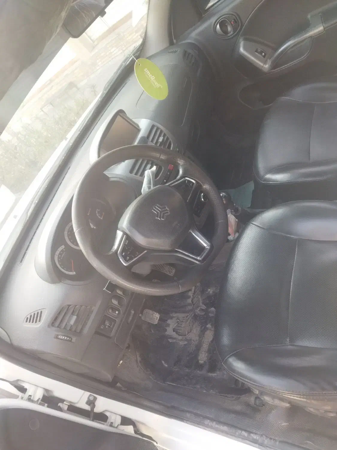 ساینا پلاس مانیتور دوربین سنسور دنده عقب|خودرو سواری و وانت|یزد, |دیوار