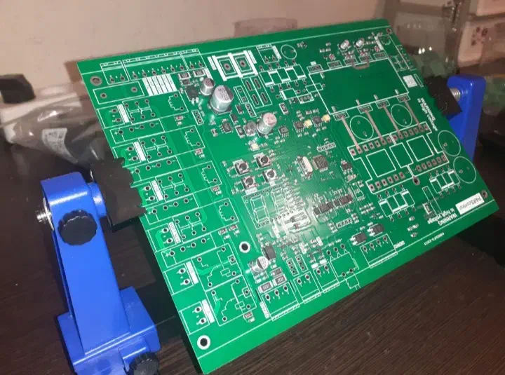 تعمیر بردهای الکترونیک|خدمات پیشه و مهارت|شاهینشهر, خانه کارگر|دیوار