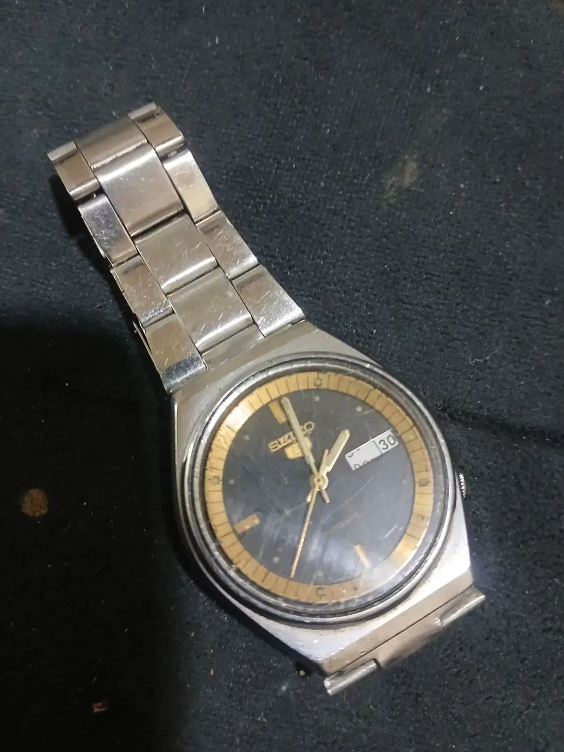 ساعت سیکو|ساعت|قرچک, پویینک|دیوار