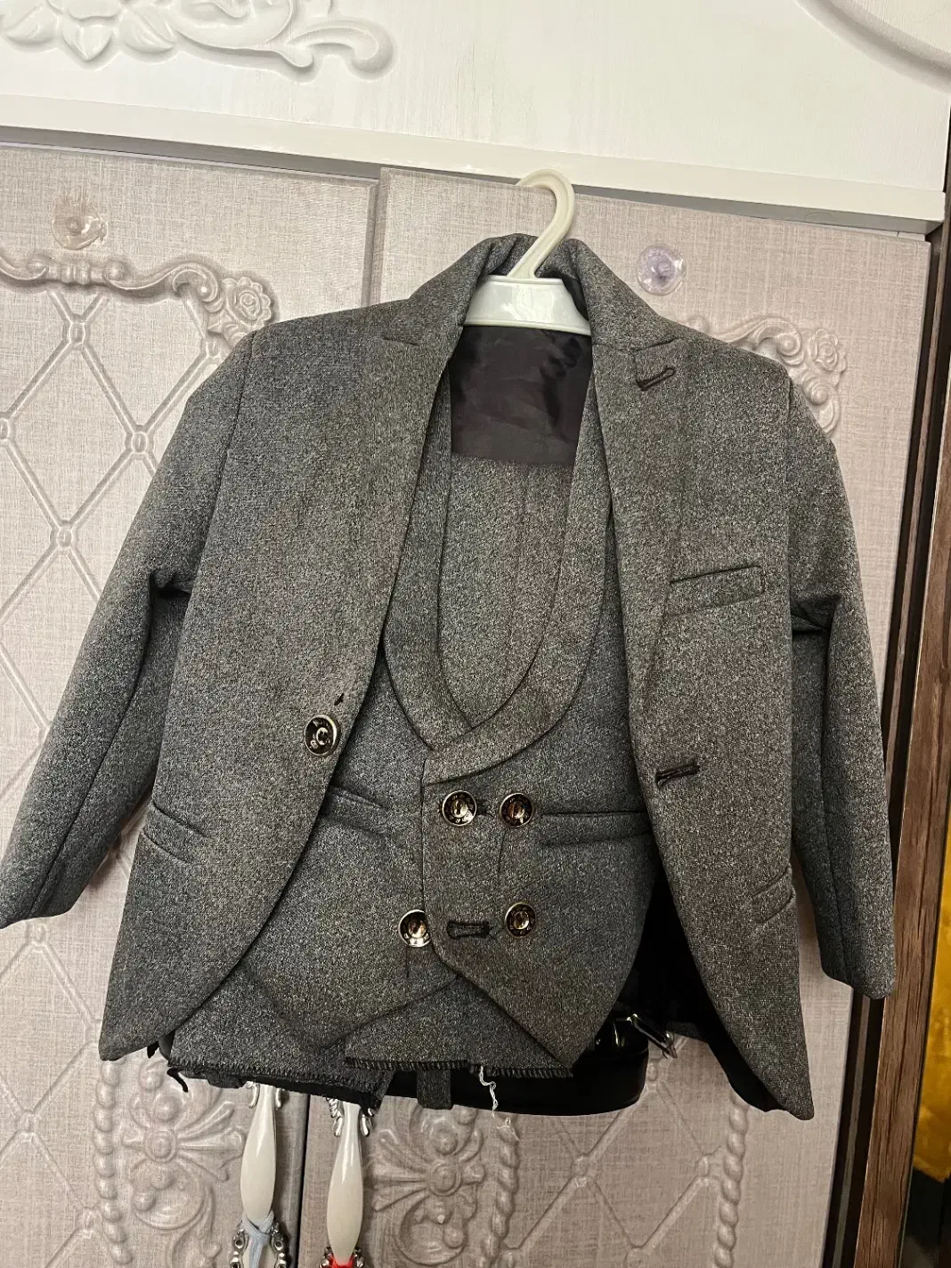 کت وشلواربچه یک ساله|کفش و لباس بچه|کهریزک, |دیوار