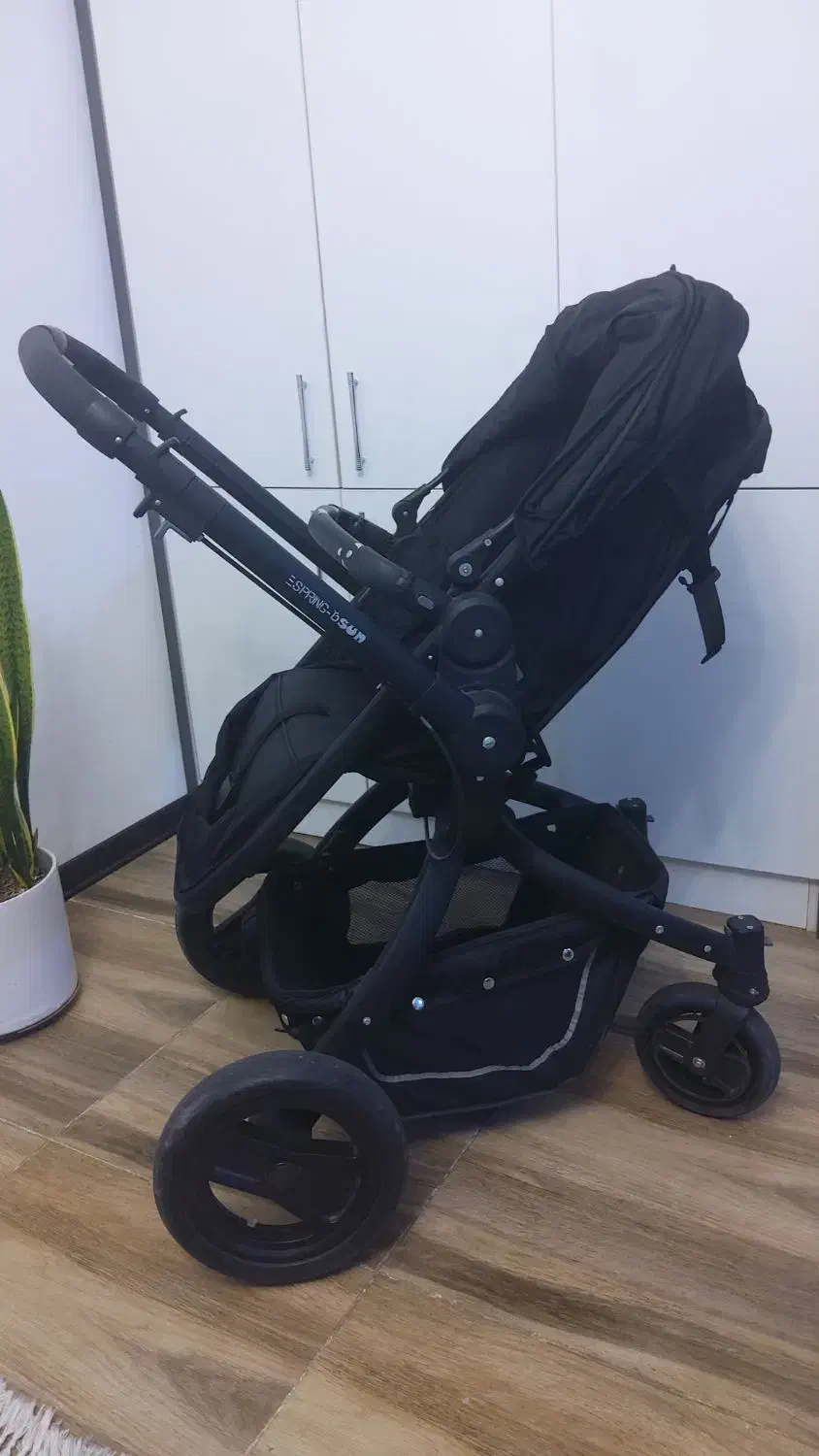 کالسکه وکریر و ساک اسپیرینگ در حد نو|کالسکه و لوازم جانبی|کرج, اصفهانی‌ها|دیوار