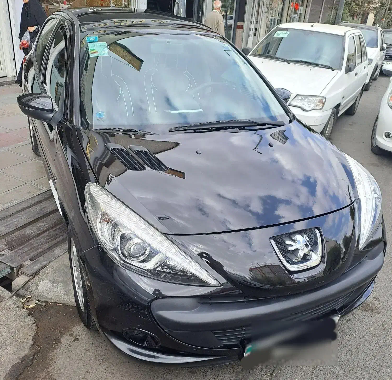 207 پانا مدل 1401|خودرو سواری و وانت|قم, تولید دارو و یخچال|دیوار