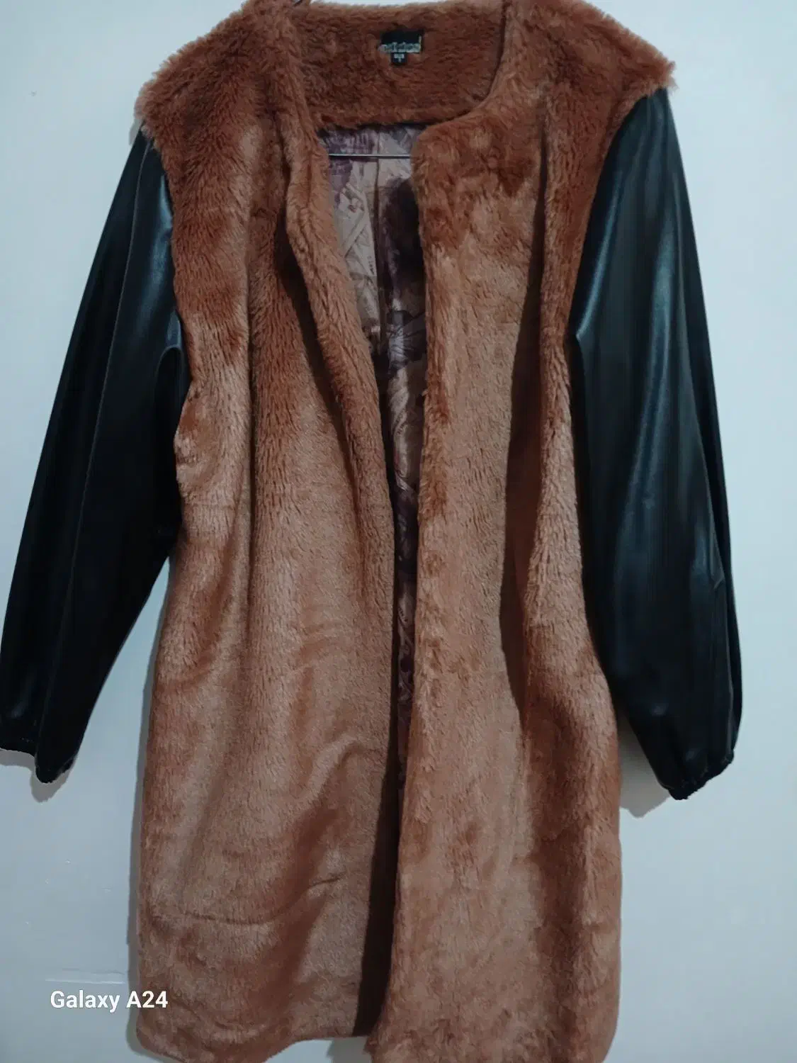 یک عدد پالتو و مانتو|لباس|چناران, |دیوار