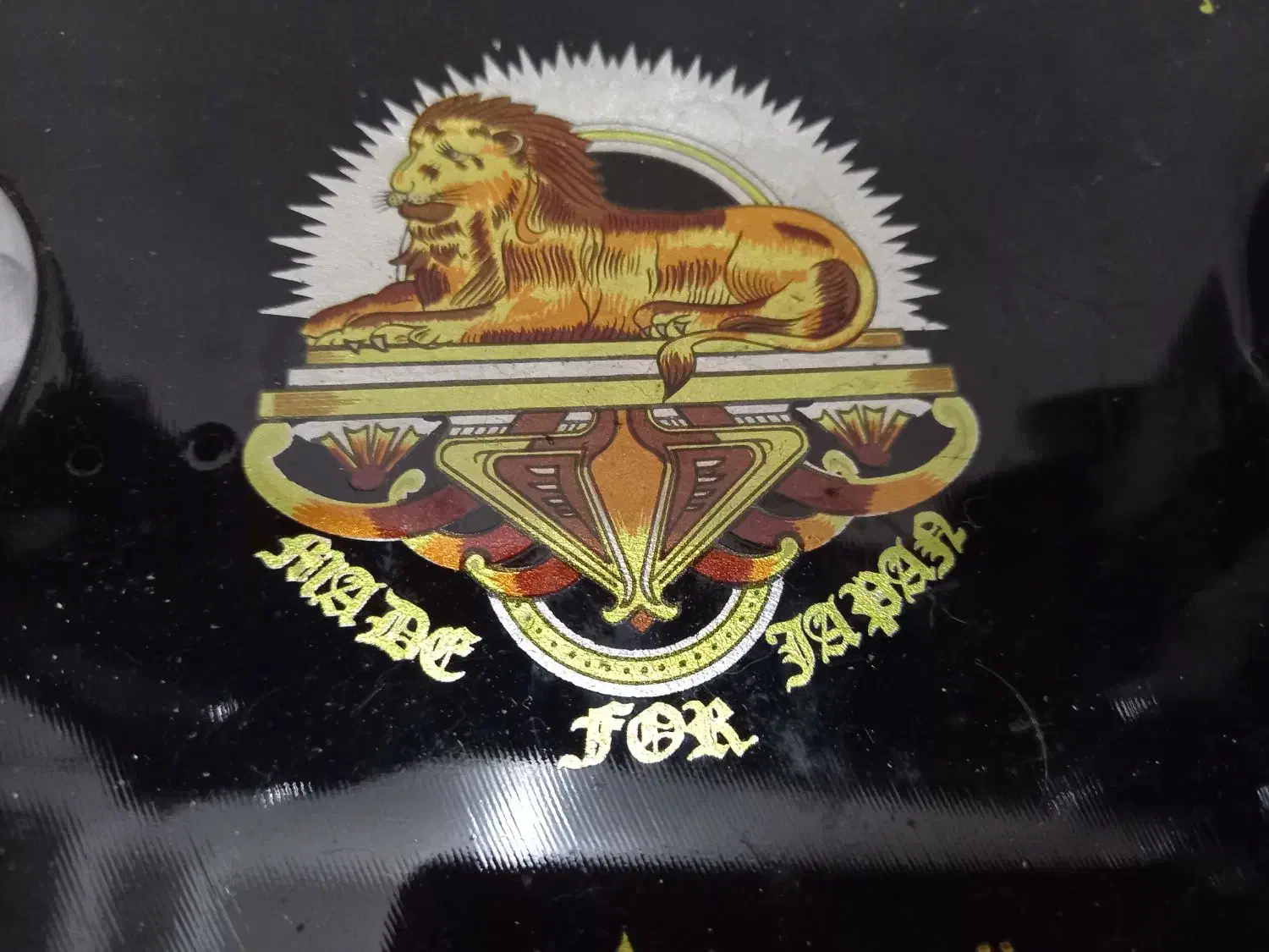 چرخ خیاطی دستی معمولی شیر نشان|چرخ خیاطی و ریسندگی|رشت, رشتیان|دیوار