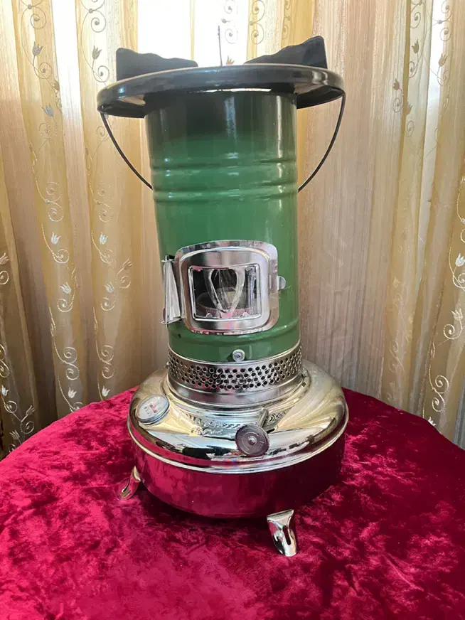 دو عدد والور  مخزن برنزی نوی نو  و اجاق گاز|بخاری، هیتر، شومینه|تبریز, |دیوار