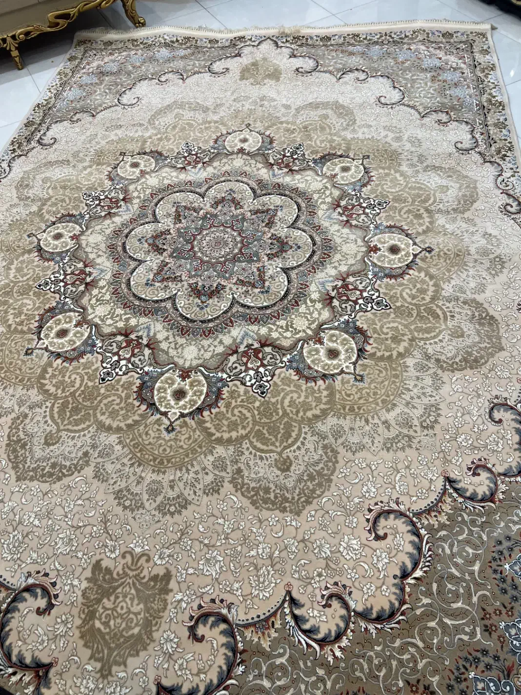 فرش ۹متری|فرش|قم, انسجام|دیوار