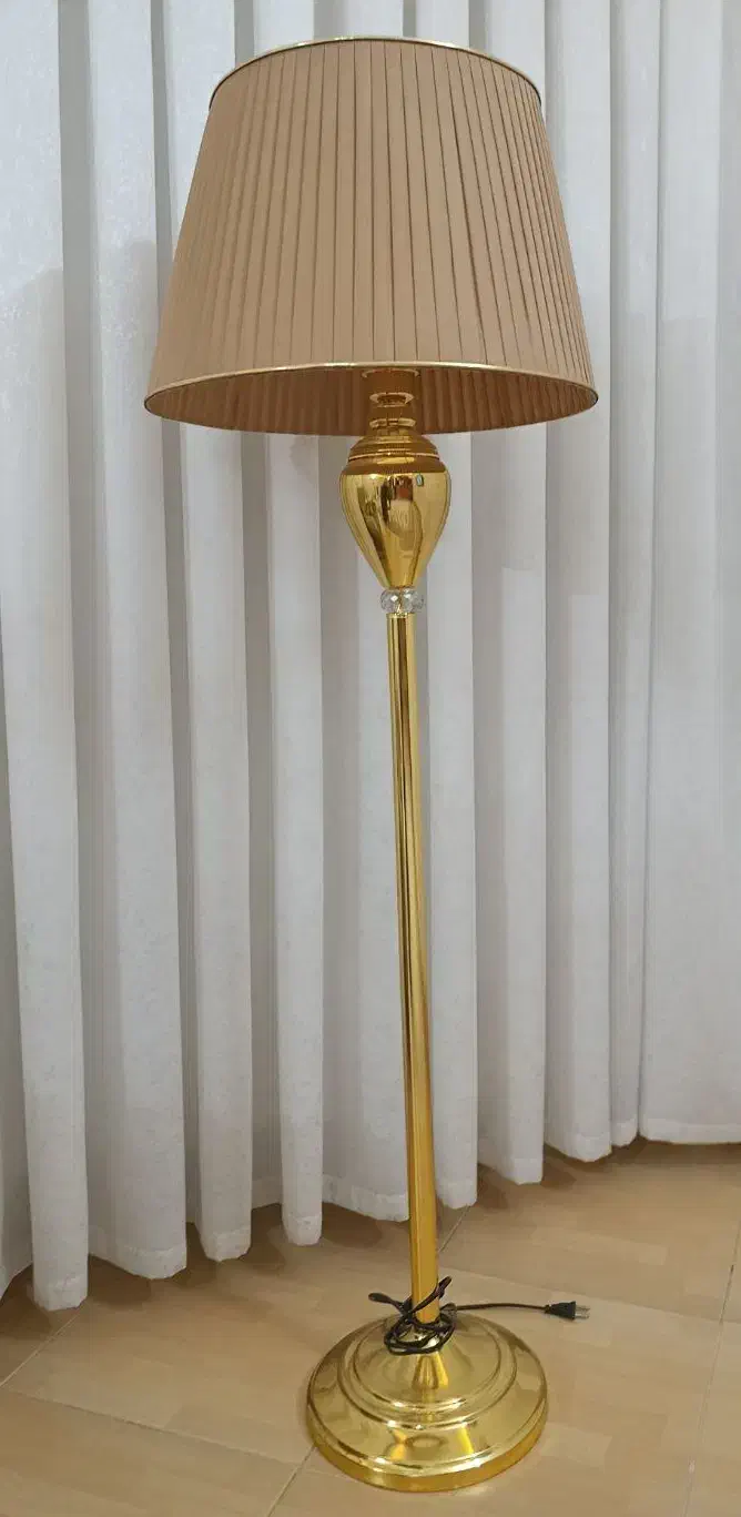 آباژور|چراغ خواب و آباژور|مشهد, شهرک مهر آباد|دیوار