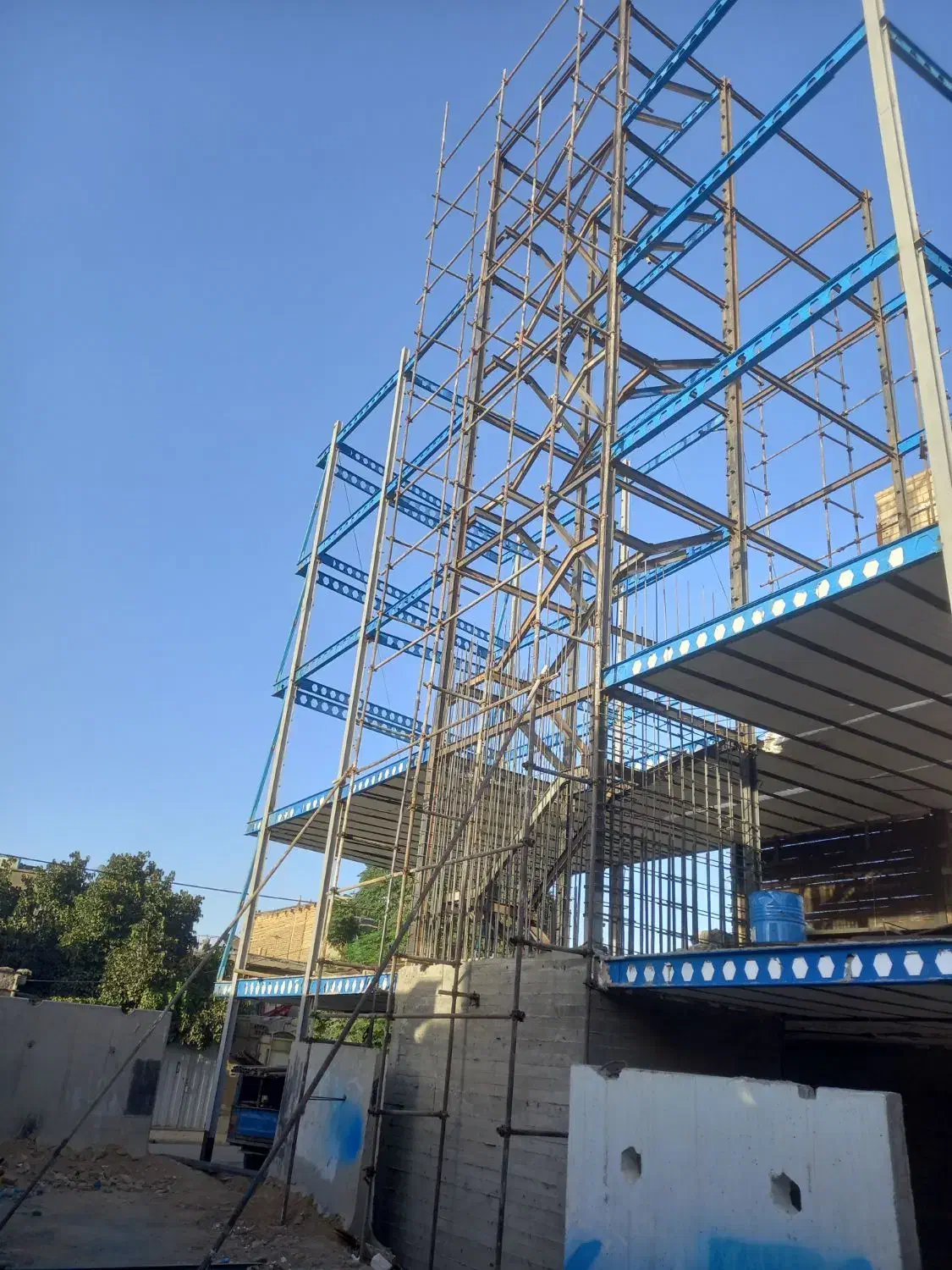 داربست در اسرع وقت|خدمات پیشه و مهارت|مشهد, سیلو|دیوار