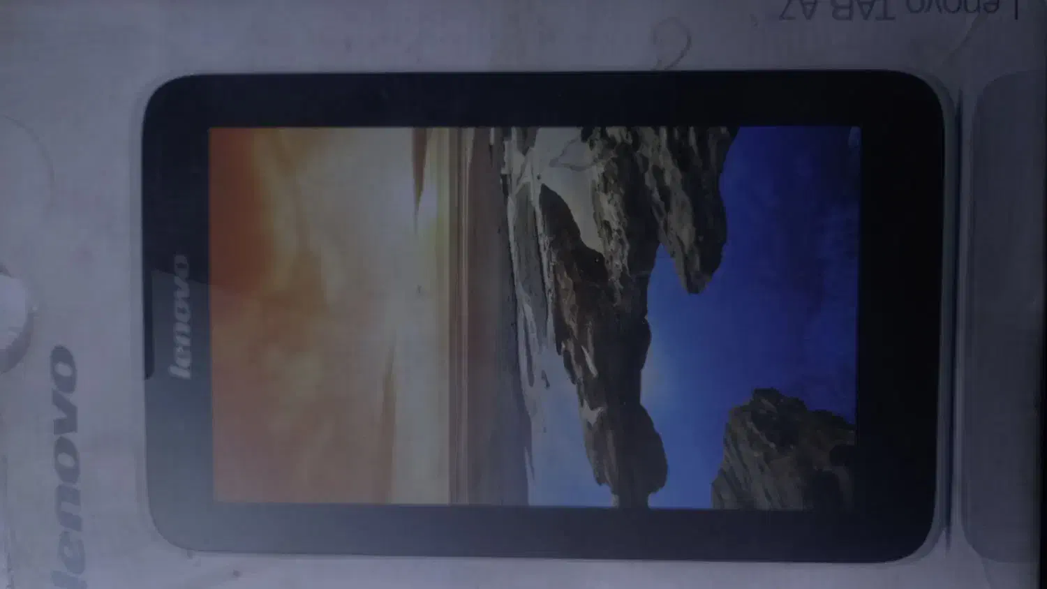 تبلت لنوو|تبلت|مشهد, گاز|دیوار