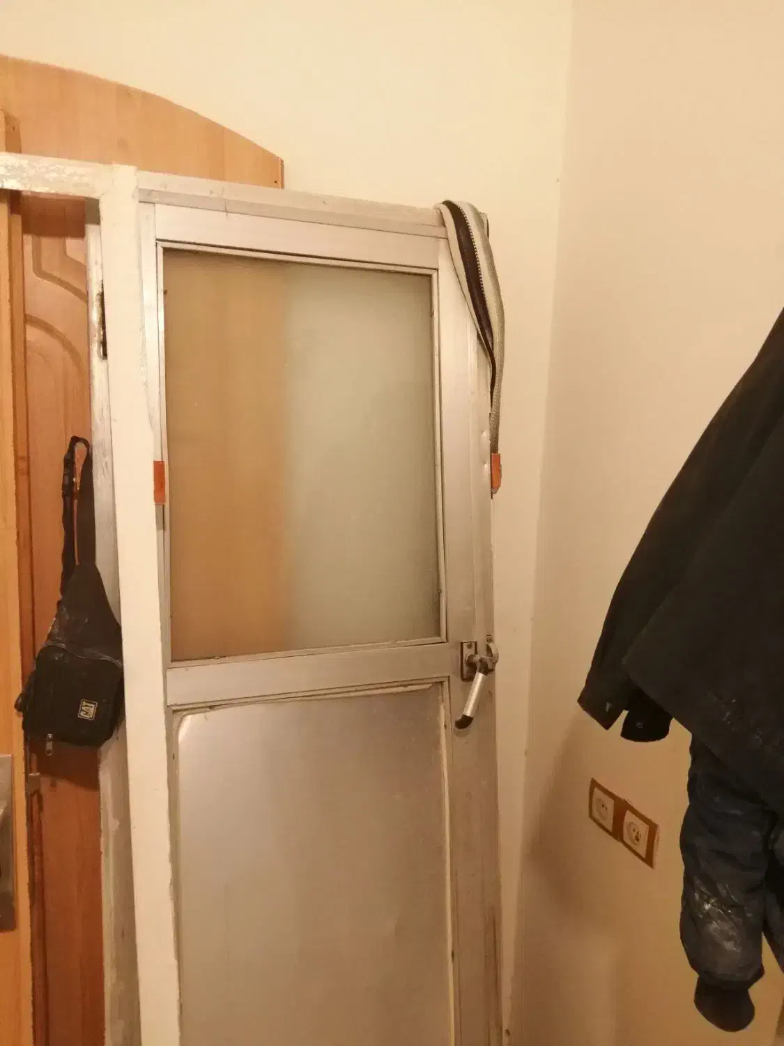 درب آلمینیومی|مصالح و تجهیزات ساختمان|مشهد, ابوذر|دیوار