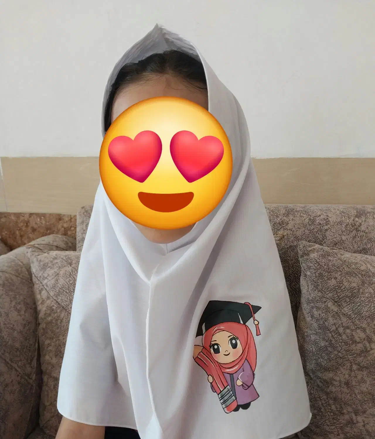 نقاشی روی مقنعه|لباس|الشتر, |دیوار