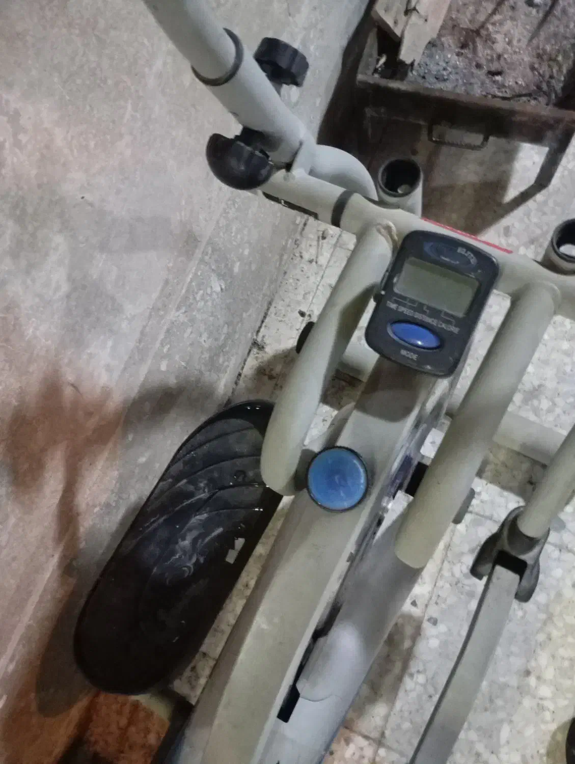 اسکی یا دوچرخه ثابت|تجهیزات ورزشی|اهواز, شهرک برق|دیوار