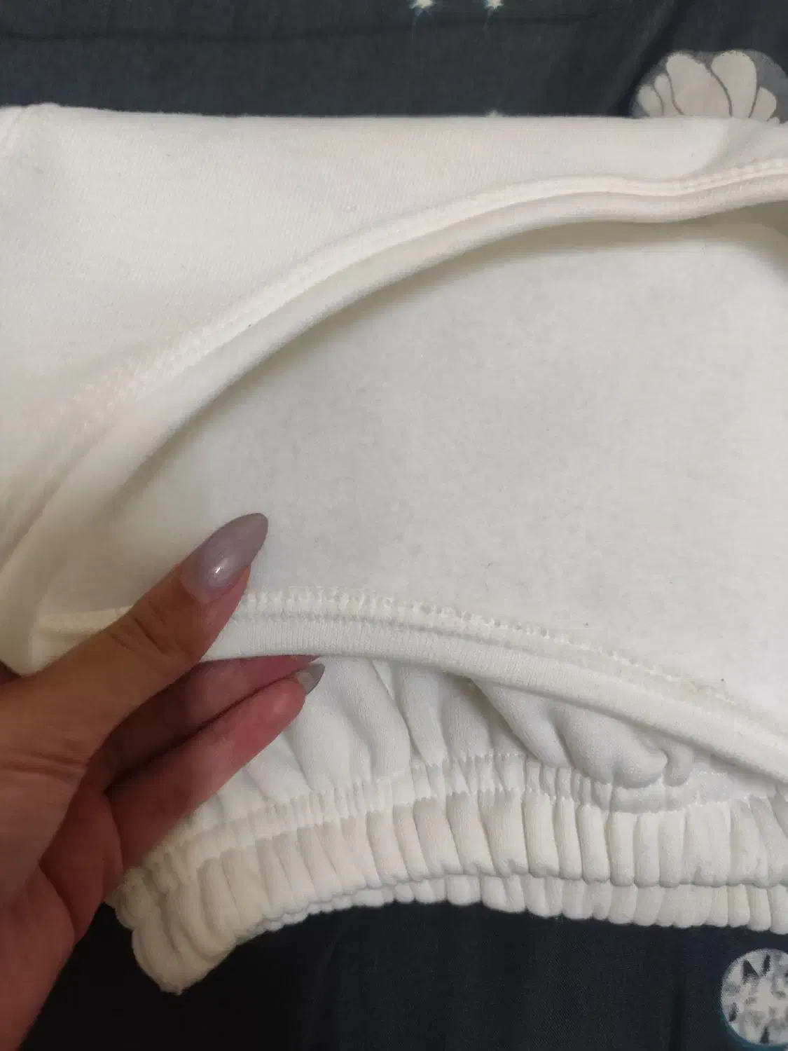 تاپ نیم تنه|لباس|گلبهار, شهر جدید گلبهار|دیوار