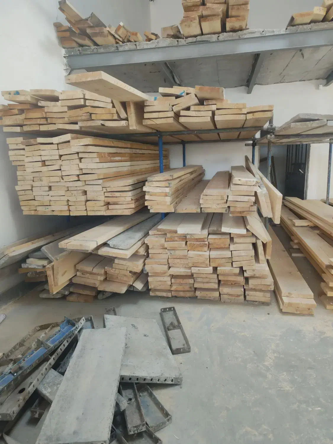 اجاره تخته بشکه لوله قیچی قالب بتن|مصالح و تجهیزات ساختمان|بیرجند, |دیوار