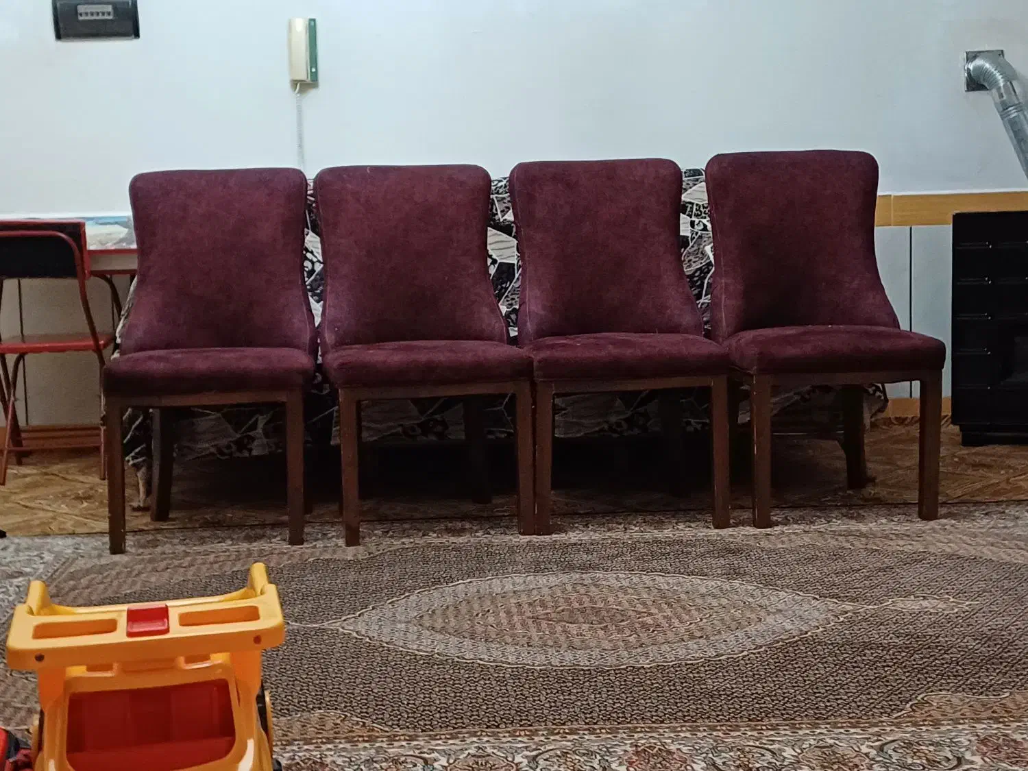 صندلی غذا خوری ۴ عدد چستر|میز و صندلی غذاخوری|میاندوآب, |دیوار