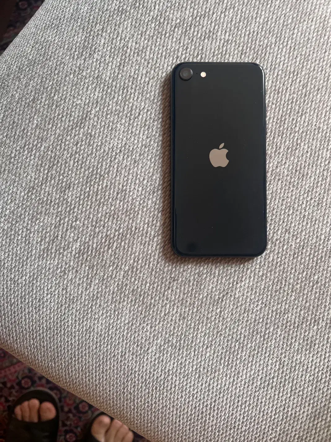 آیفون SE 2022 کاملا سالم و بدون خش با کارتن|موبایل|تهران, کاشانک|دیوار