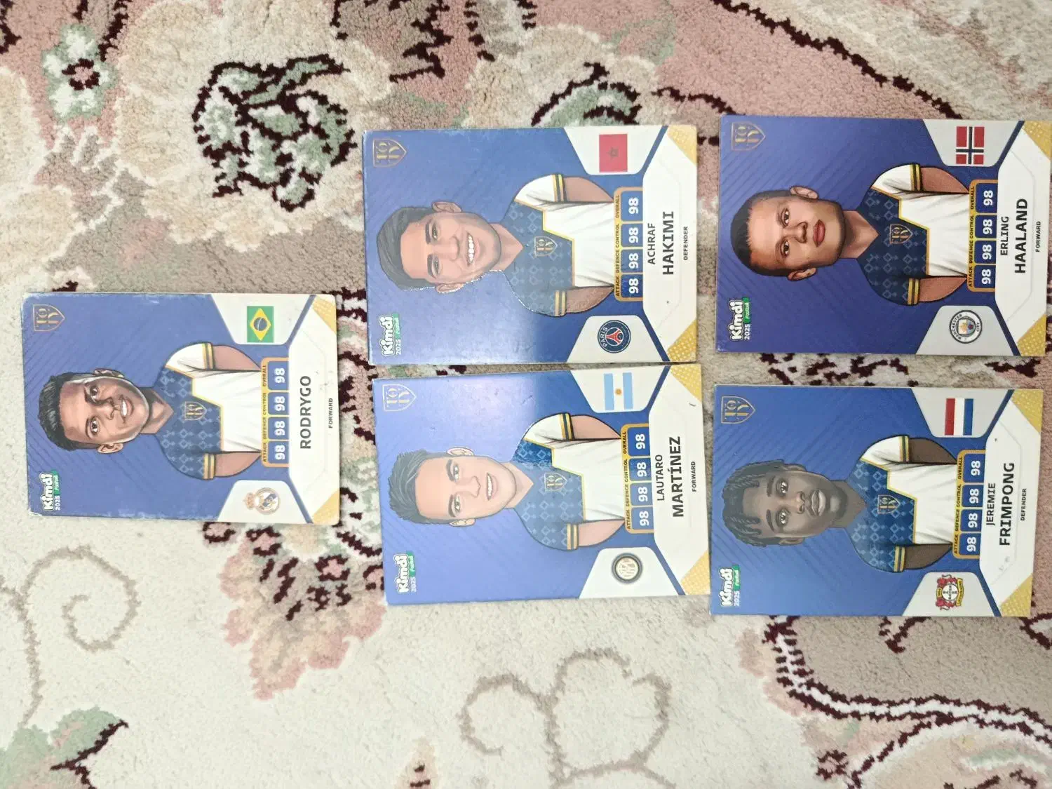 کارت ها کد نخورده هستند|کلکسیون و سرگرمی|قدس, شهر‌قدس|دیوار