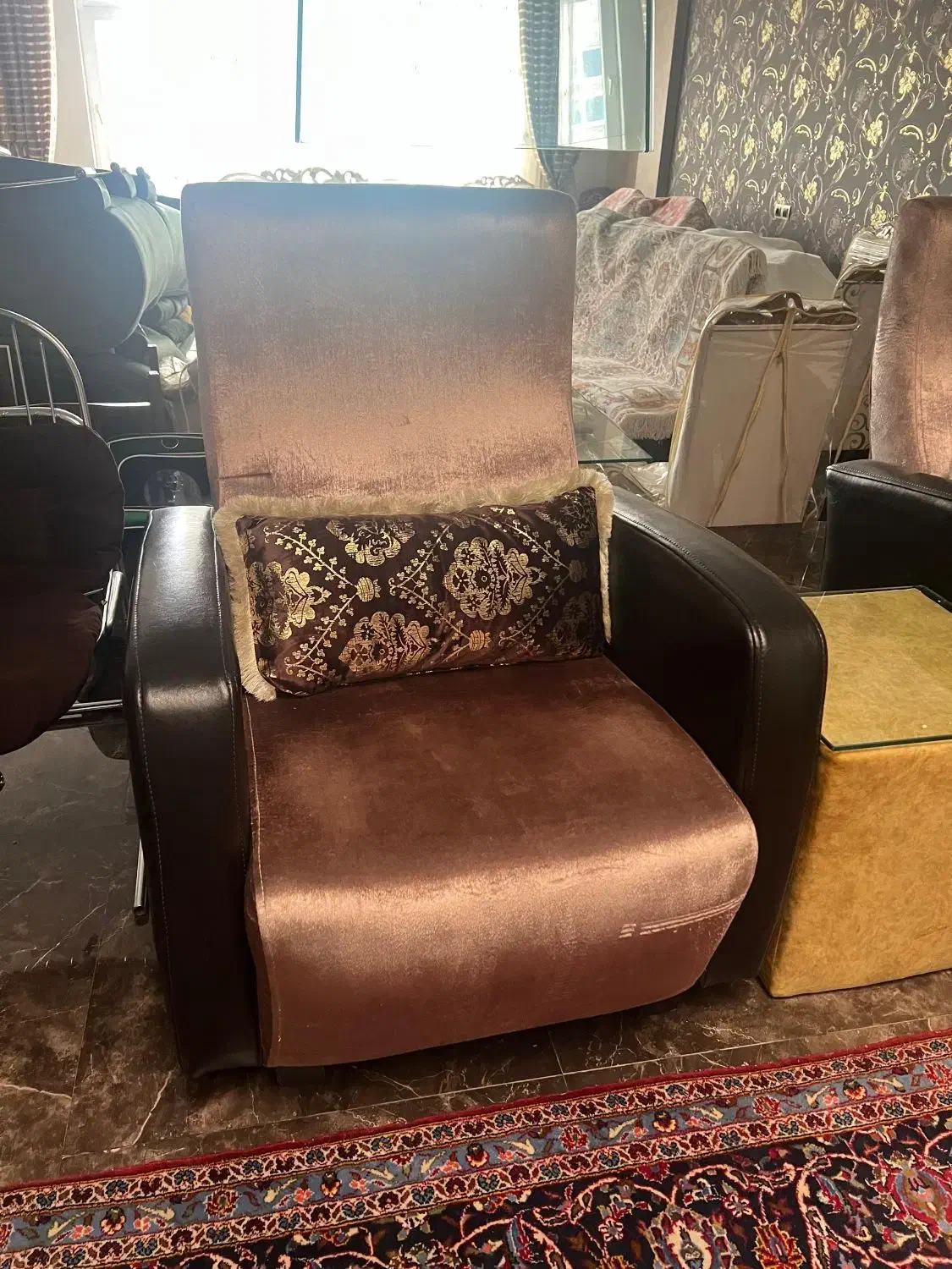 مبلمان ۷ نفره تختخواب شو ترکیه|مبلمان خانگی و میز عسلی|قزوین, |دیوار