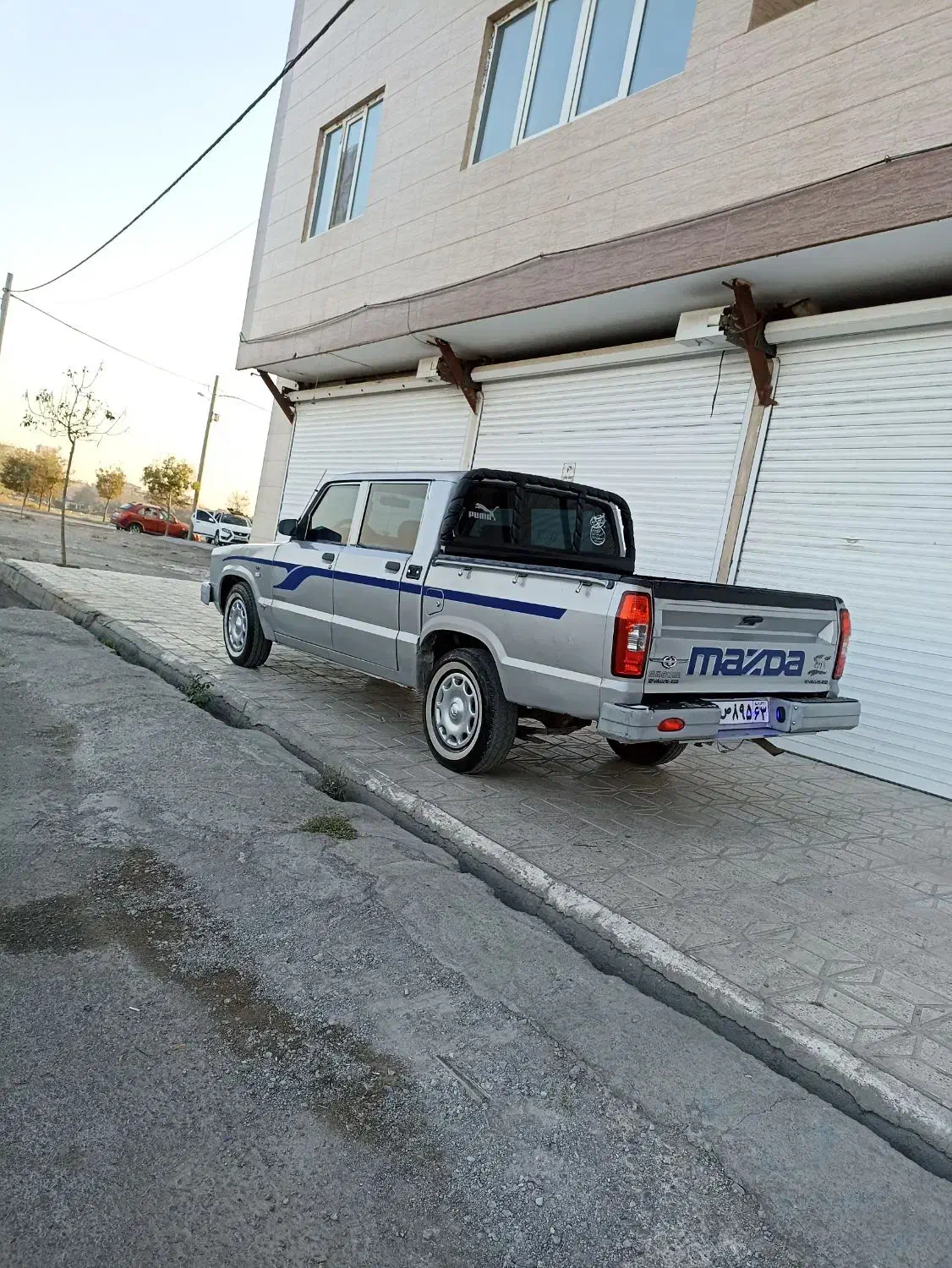وانت مزدا دوکابین مدل ۱۳۹۶ خیلی کم کار سالم در حد|خودرو سواری و وانت|مشهد, رده|دیوار