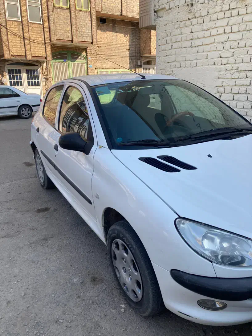 ۲۰۶ مدل ۹۹ بیرنگ فقط کاپوت تعویض|خودرو سواری و وانت|قم, باجک دو|دیوار