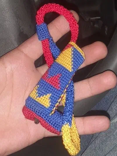 آویز و جافندکی زندان بافت کار دست آنتیک|زیورآلات و اکسسوری|بروجرد, |دیوار