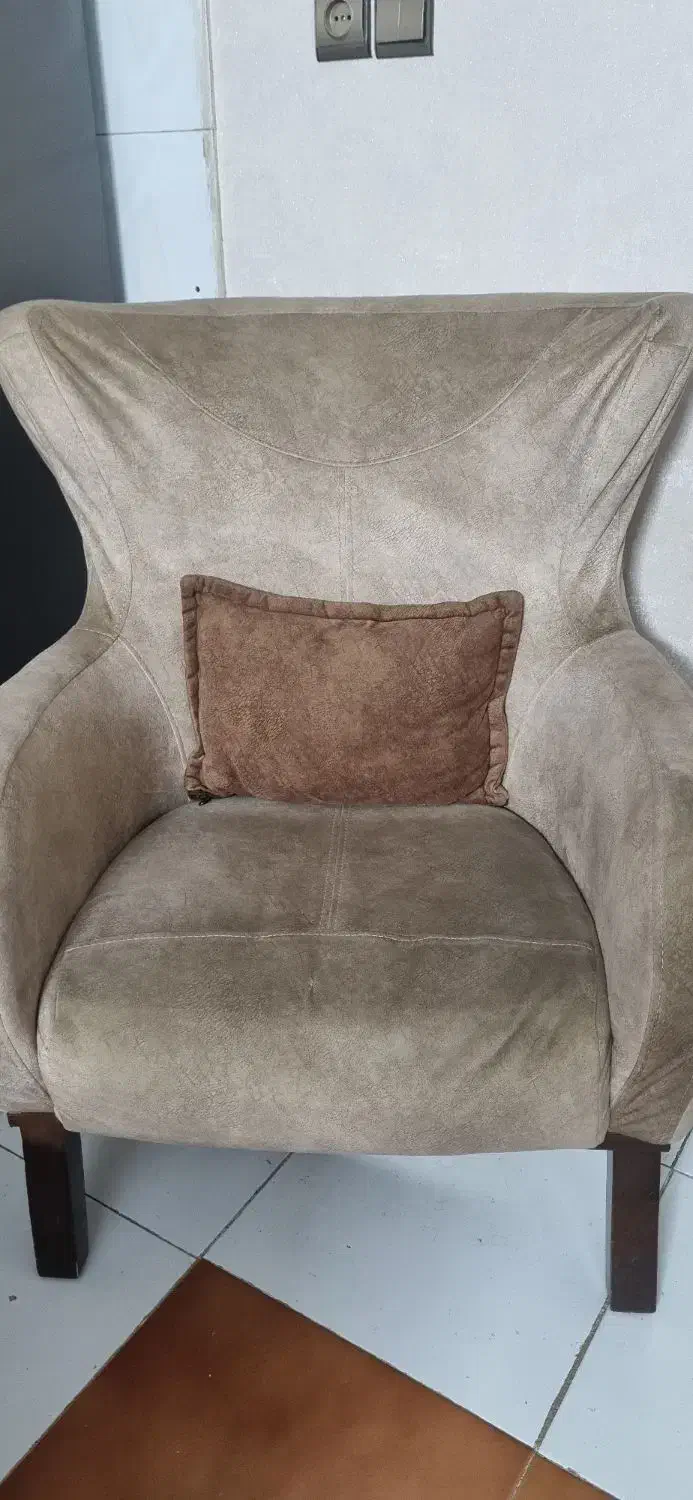 مبل، مبلمان، نیم ست پنج نفره شیک|مبلمان خانگی و میز عسلی|کرج, شاهین‌ویلا|دیوار