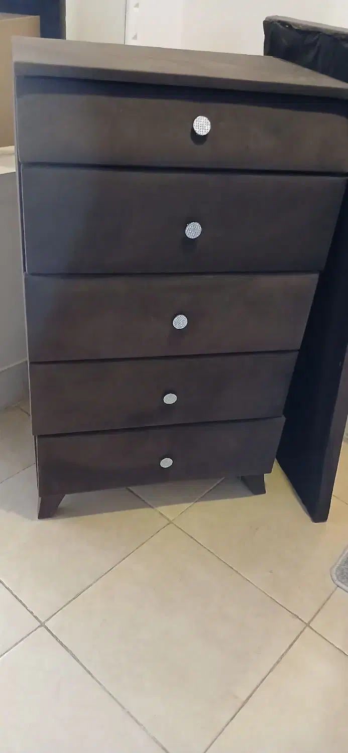 آینه دراور|تخت و سرویس خواب|شاهین‌شهر, عطار|دیوار