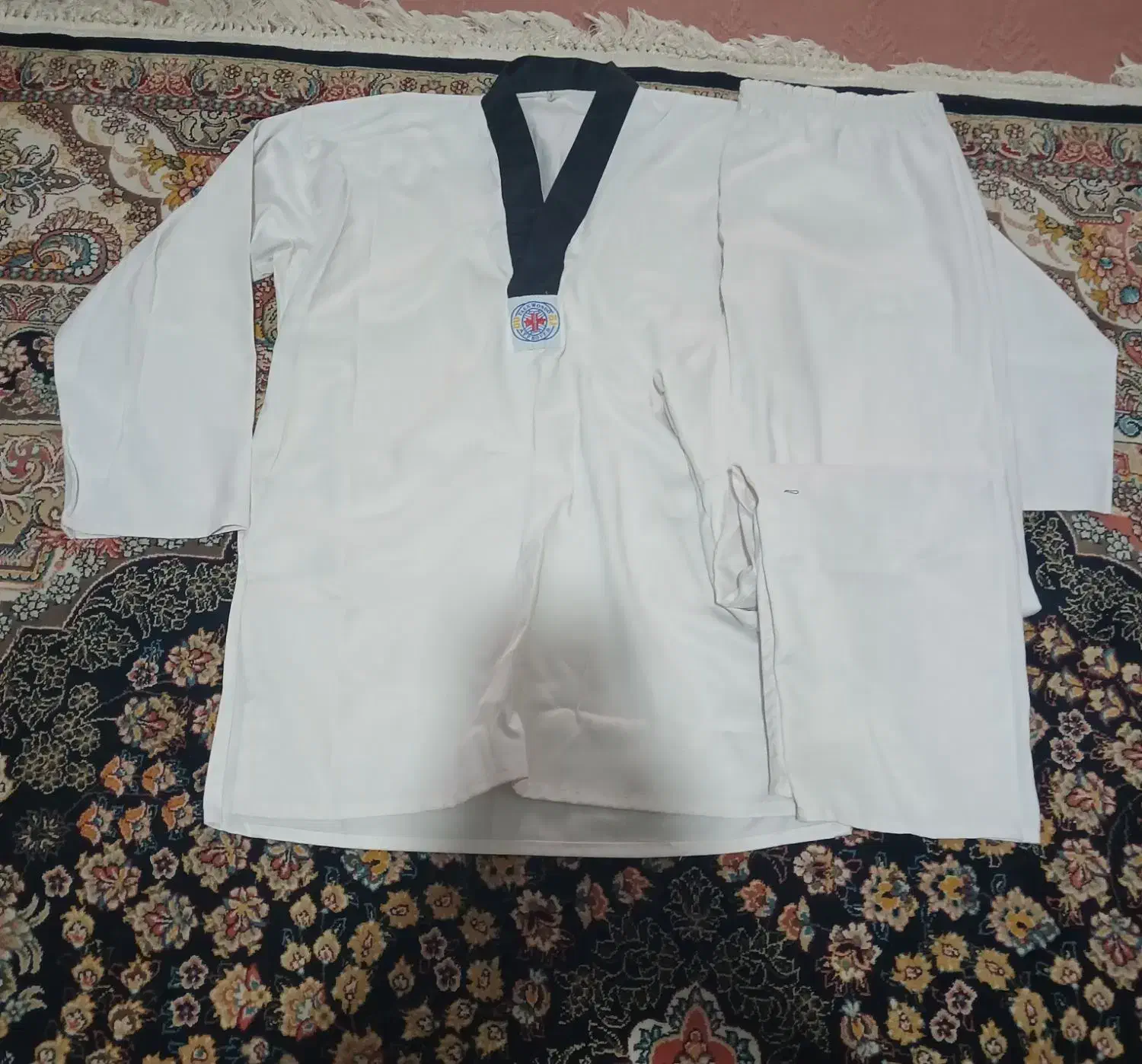 دوعدد لباس تکواندو|تجهیزات ورزشی|گلستان (تهران), |دیوار