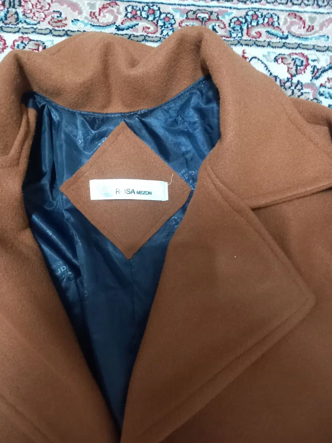 پالتو و شال|لباس|رشت, فلسطین|دیوار