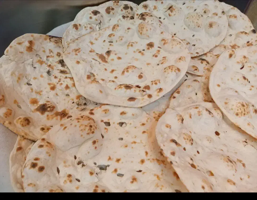 شاطر تافتون هستم|استخدام خدمات فروشگاه و رستوران|تهران, قیطریه|دیوار