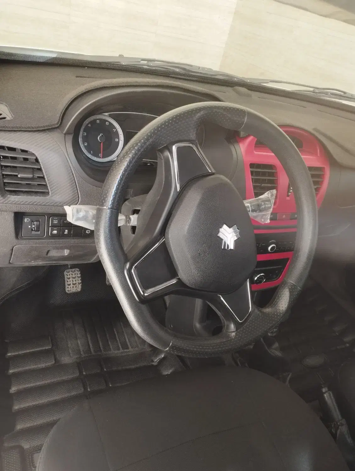 فروش فوری کوئیک R|خودرو سواری و وانت|شیراز, پشم شیشه|دیوار