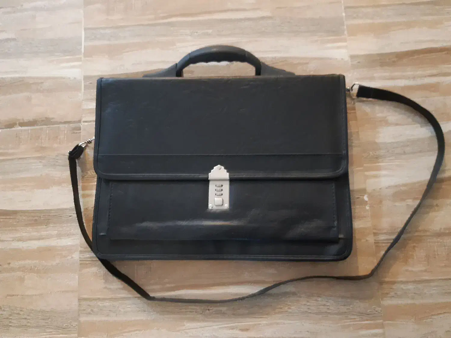 کیف رمزدار اداری|کیف، کفش، کمربند|ارومیه, |دیوار