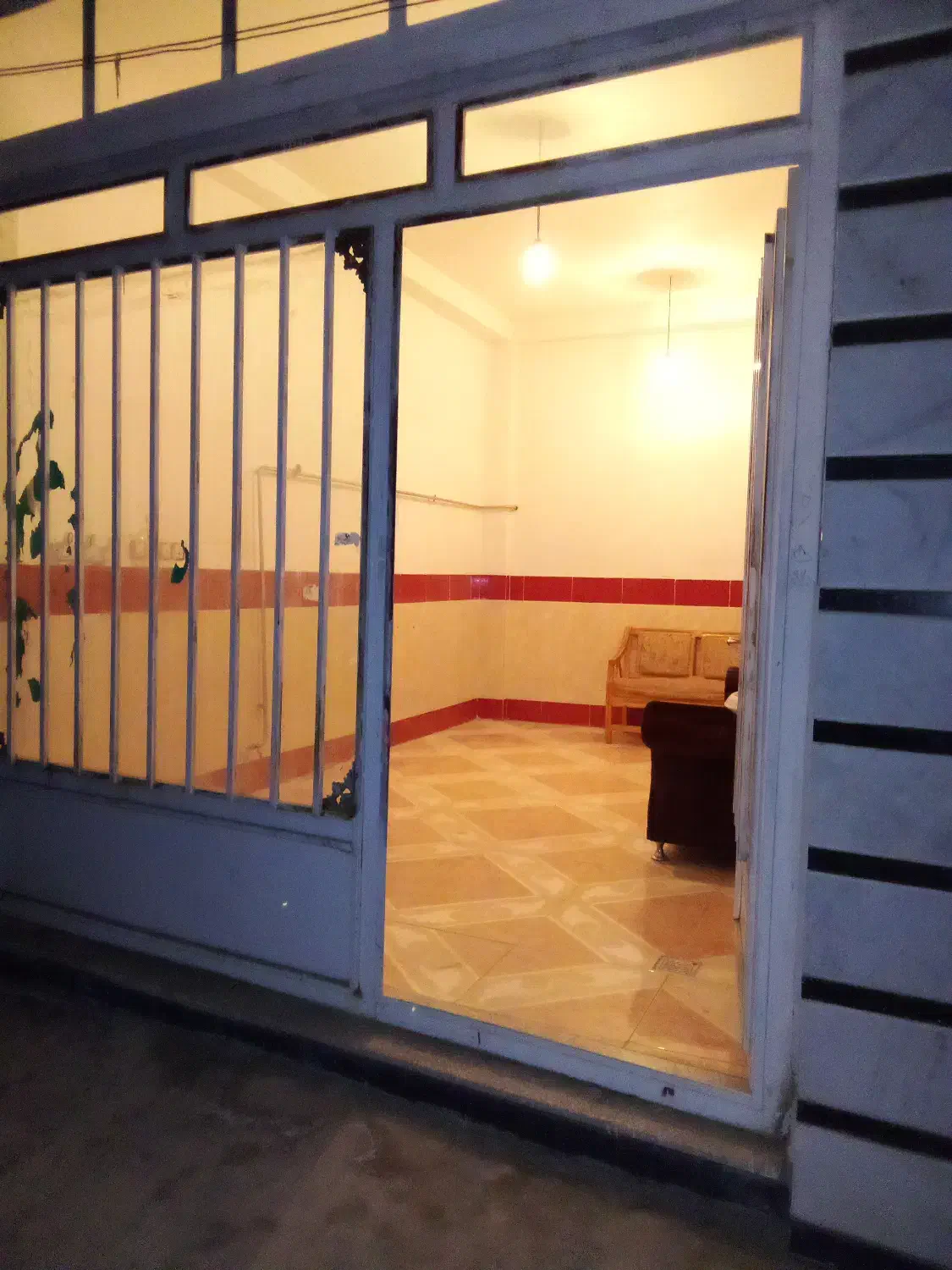 مغازه اجارع ایی|اجارهٔ مغازه و غرفه|شاهین دژ, |دیوار