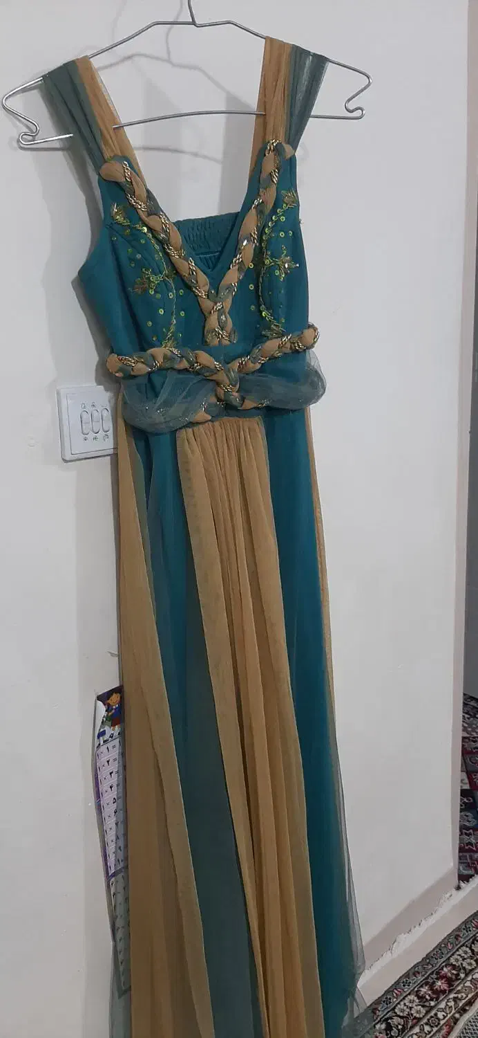 پیراهن مجلسی|لباس|خرم‌آباد, |دیوار