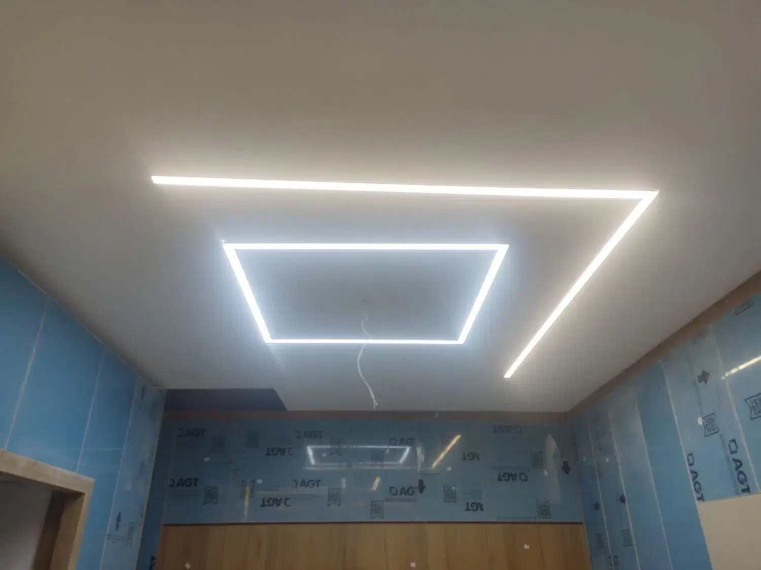 فروش، مونتاژ لاین نوری با نصب رایگان|لامپ و چراغ|یزد, |دیوار