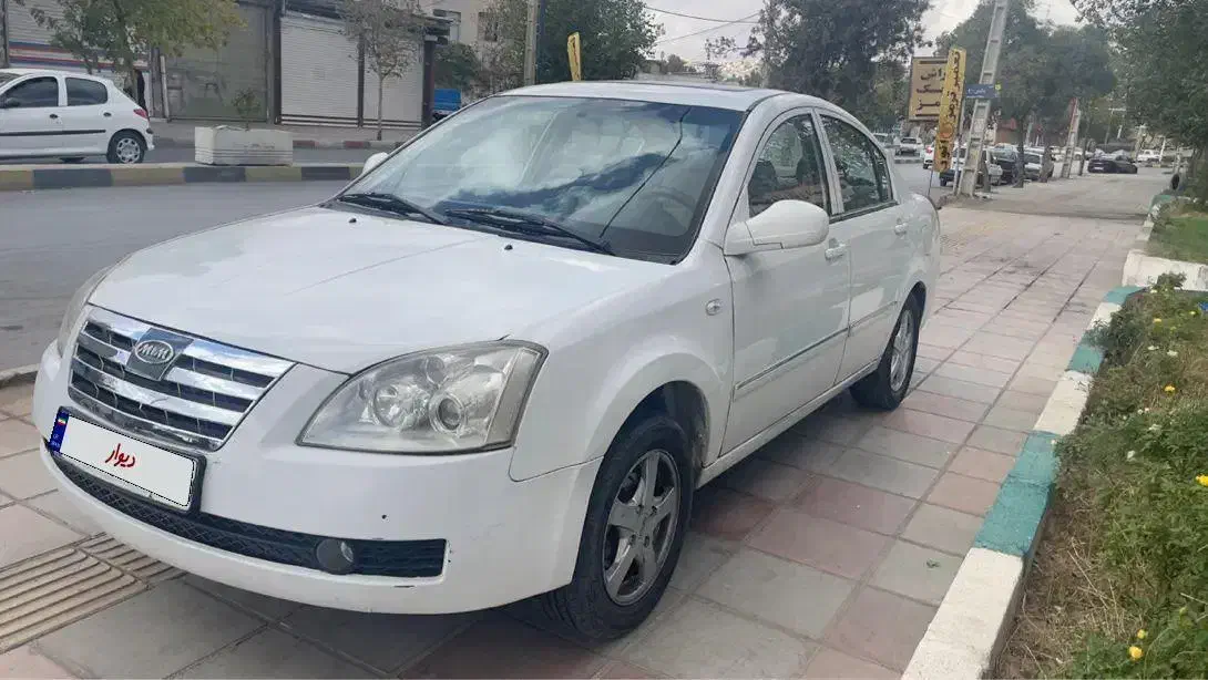 ام وی ام ۵۳۰|خودرو سواری و وانت|سنندج, |دیوار