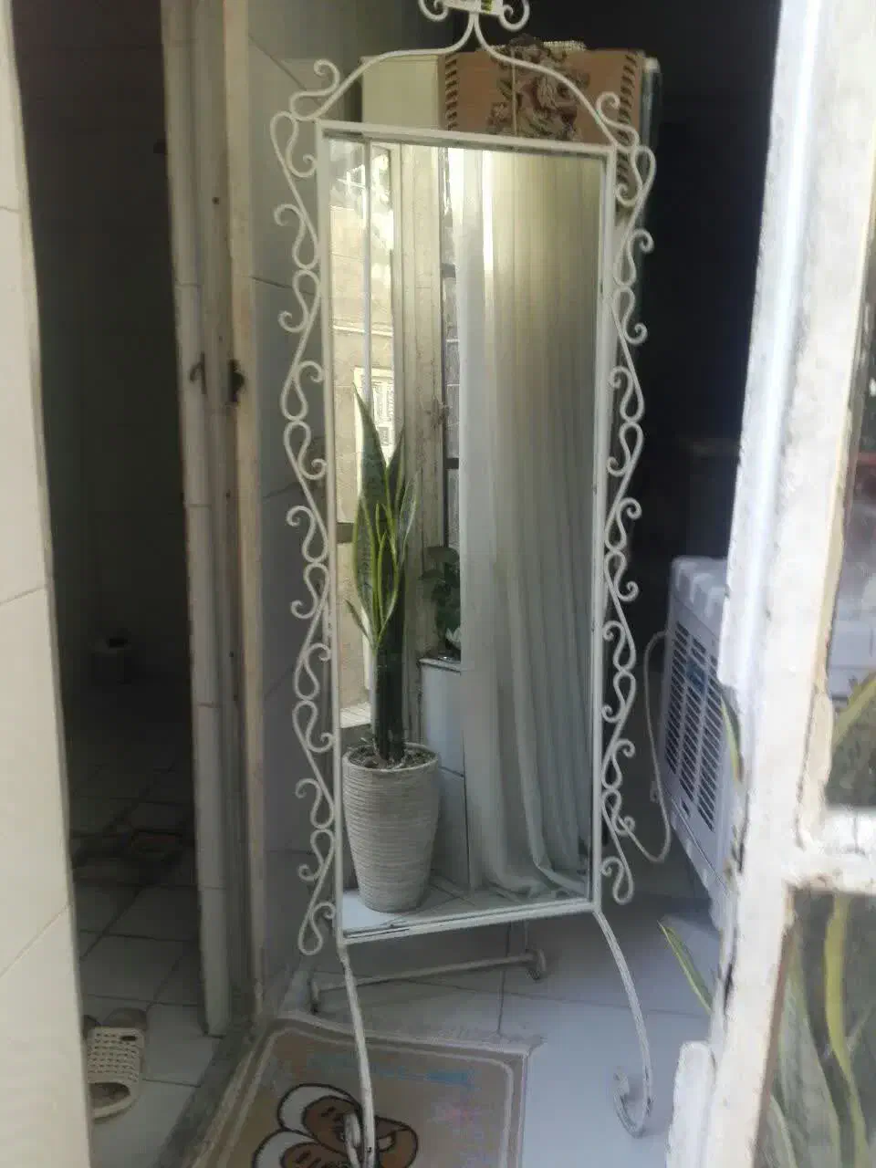 آینه ی قدی فرفوژه شیک سفید|آینه|مشهد, حسینآباد|دیوار