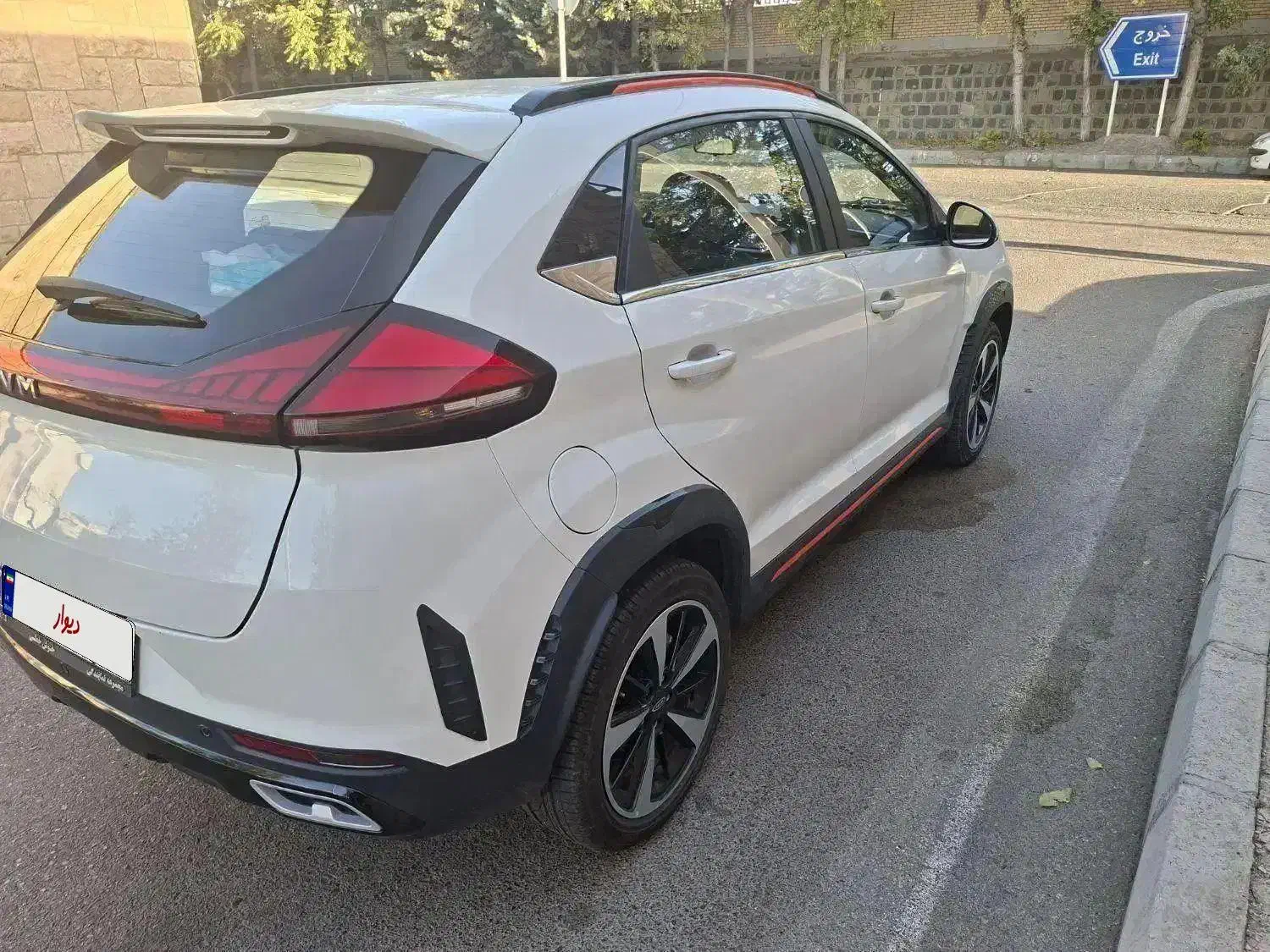 ایکس۳۳کراس MTجزیی کار۴۰۳معاوضه|خودرو سواری و وانت|زنجان, |دیوار