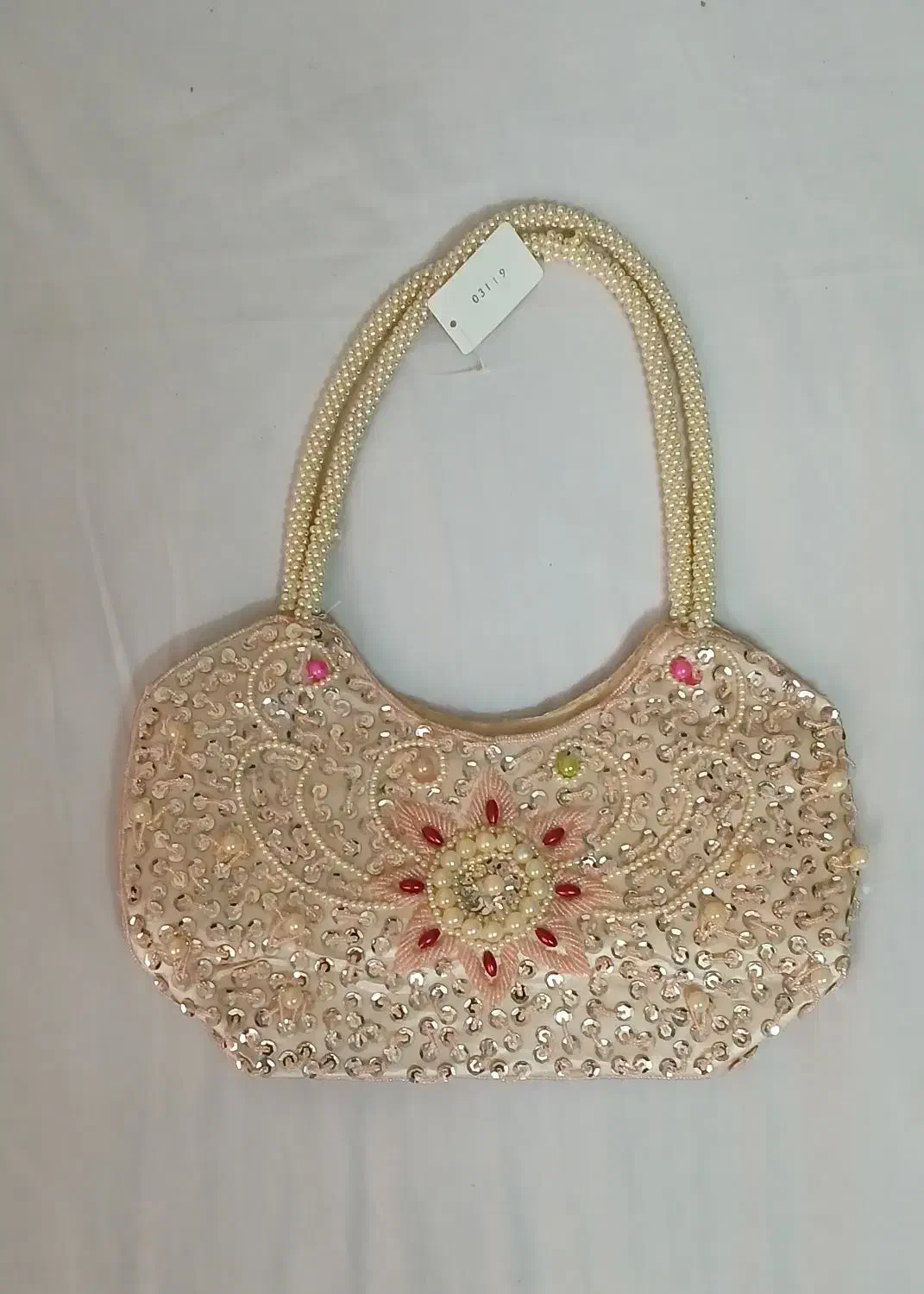 کیف|کیف، کفش، کمربند|قم, لبچال|دیوار