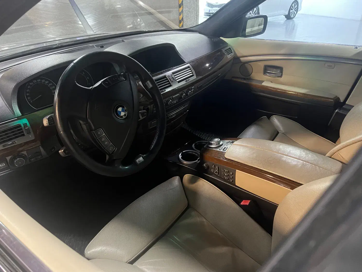 BMW 740li|خودرو سواری و وانت|تهران, سعادتآباد|دیوار