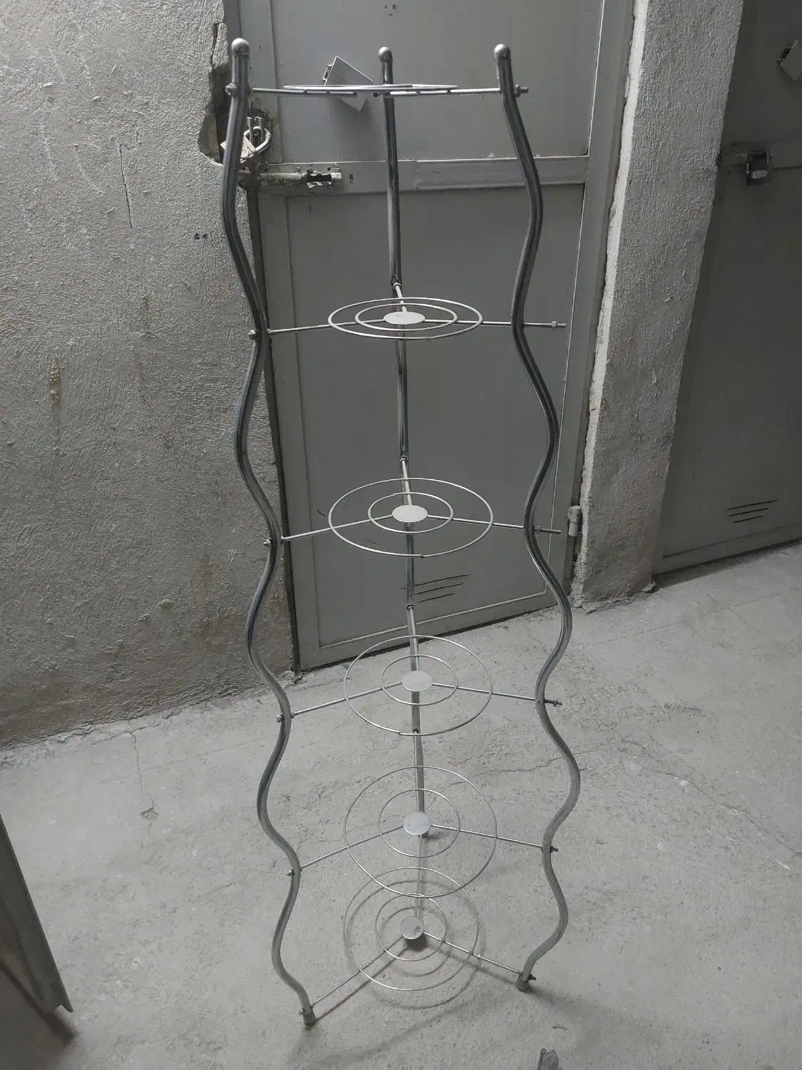 استند قابلمه|آب‌چکان و نظم‌دهنده ظروف|اسلام‌شهر, شهرک واوان|دیوار