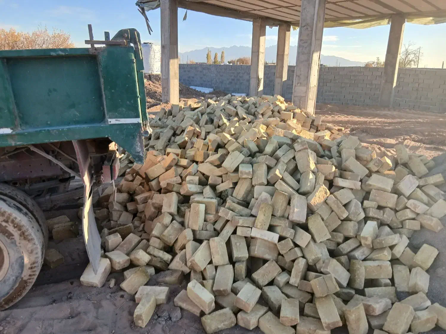 آجر ودرجه ۱ هوفمان شن شسته قیمت مناسب|مصالح و تجهیزات ساختمان|کرمان, |دیوار