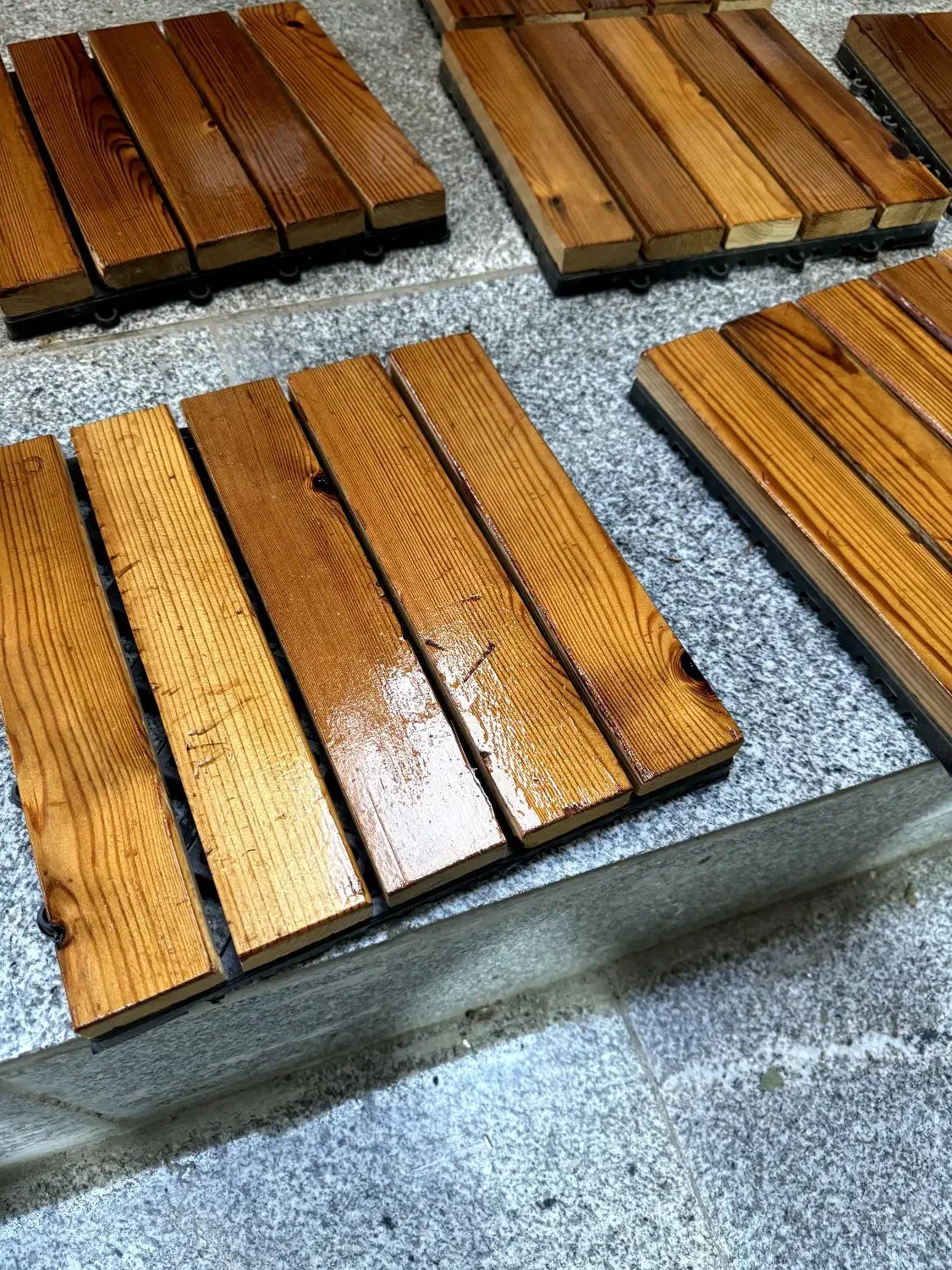 تولید پخش ترموود تایل ترموود چمن شلف پایه مخفی|عمده‌فروشی|تهران, شهرک ولیعصر شمالی|دیوار