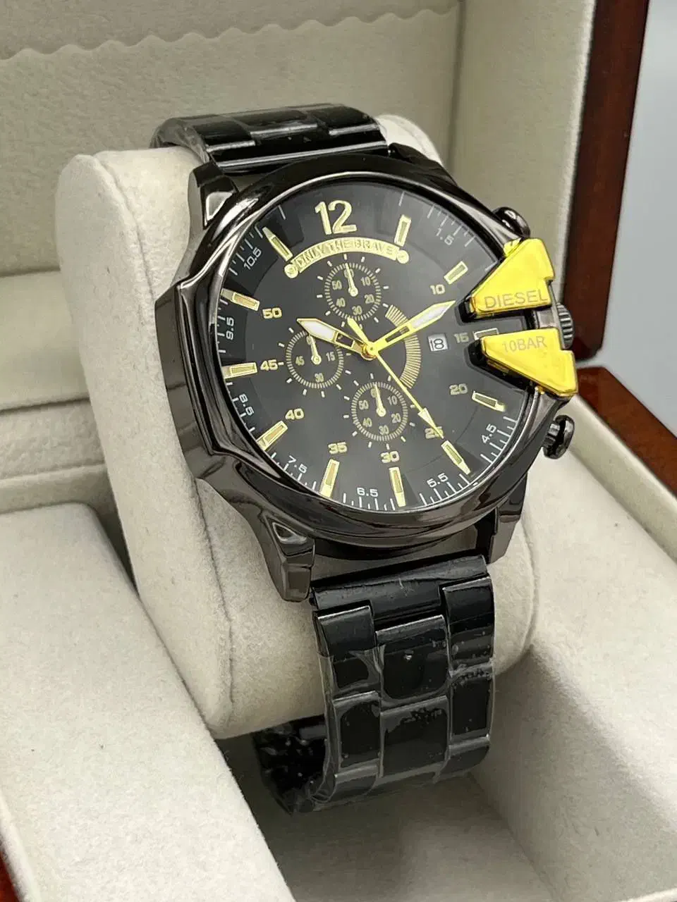 ساعت دیزل شاخدار / تقویم دار/ رنگ ثابت/ضد آب|ساعت|مشهد, طبرسی شمالی|دیوار