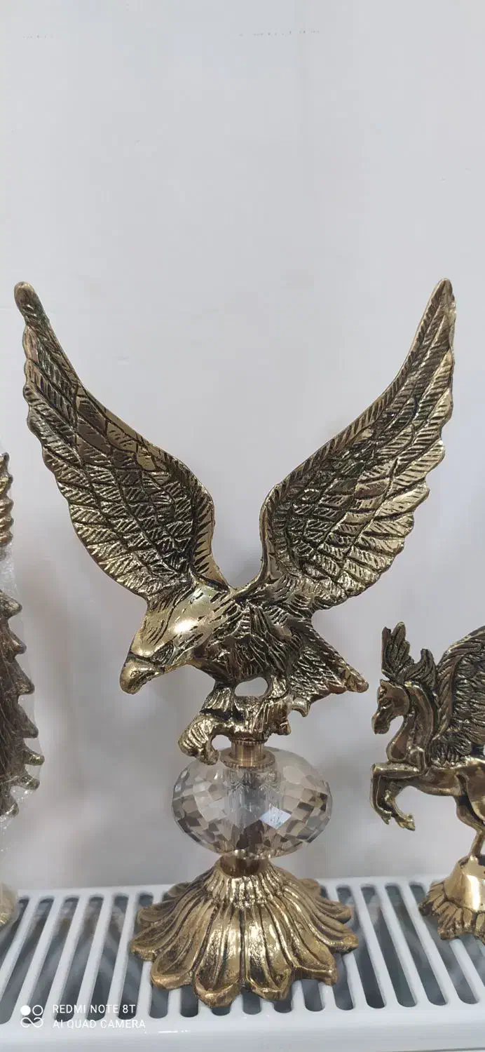 مجسمه برنجی|مجسمه، تندیس، ماکت|نجف‌آباد, منتظری شمالی|دیوار