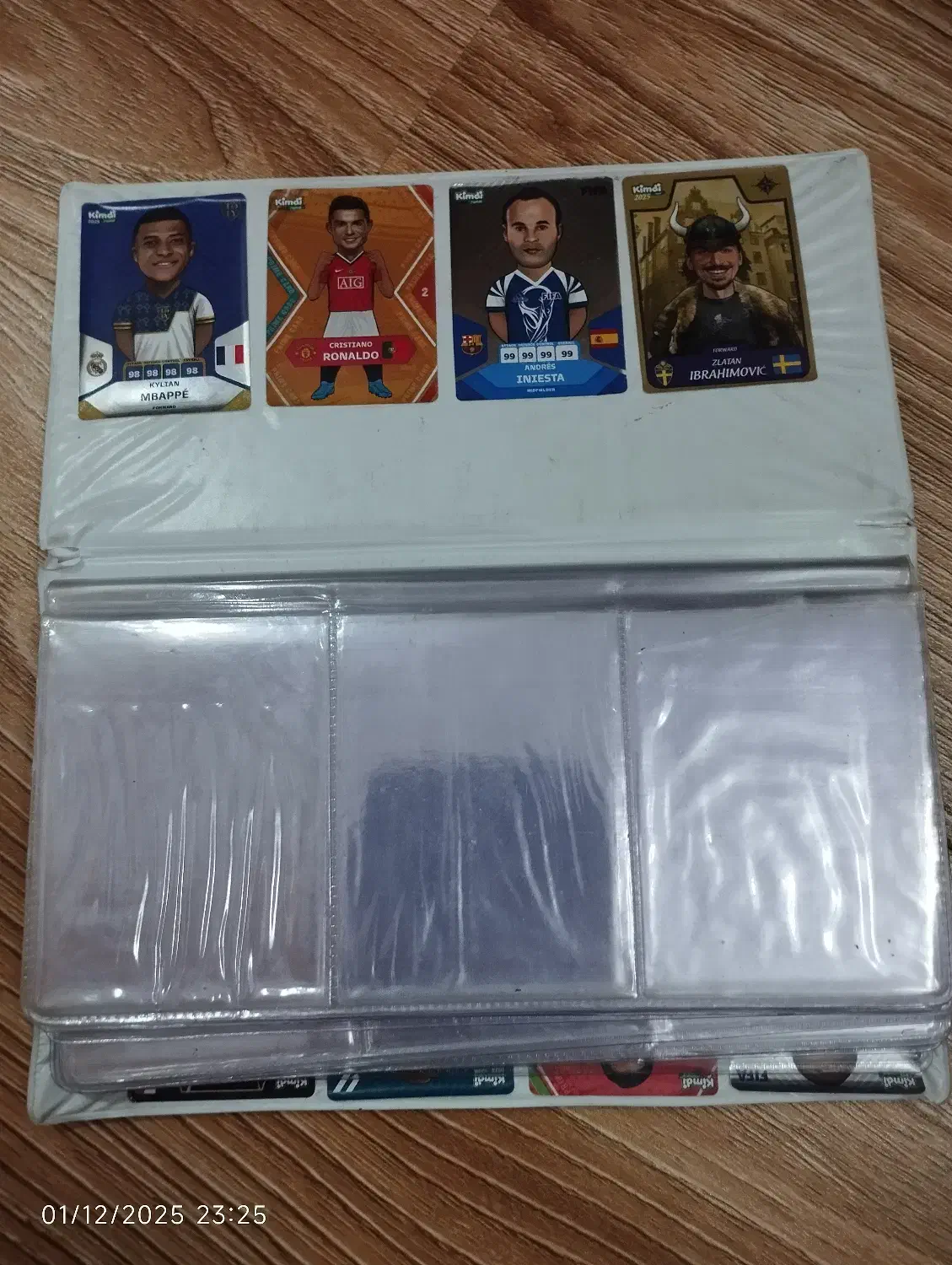 آلبوم کیم ی 2026 با برچسب|اسباببازی|تبریز, |دیوار